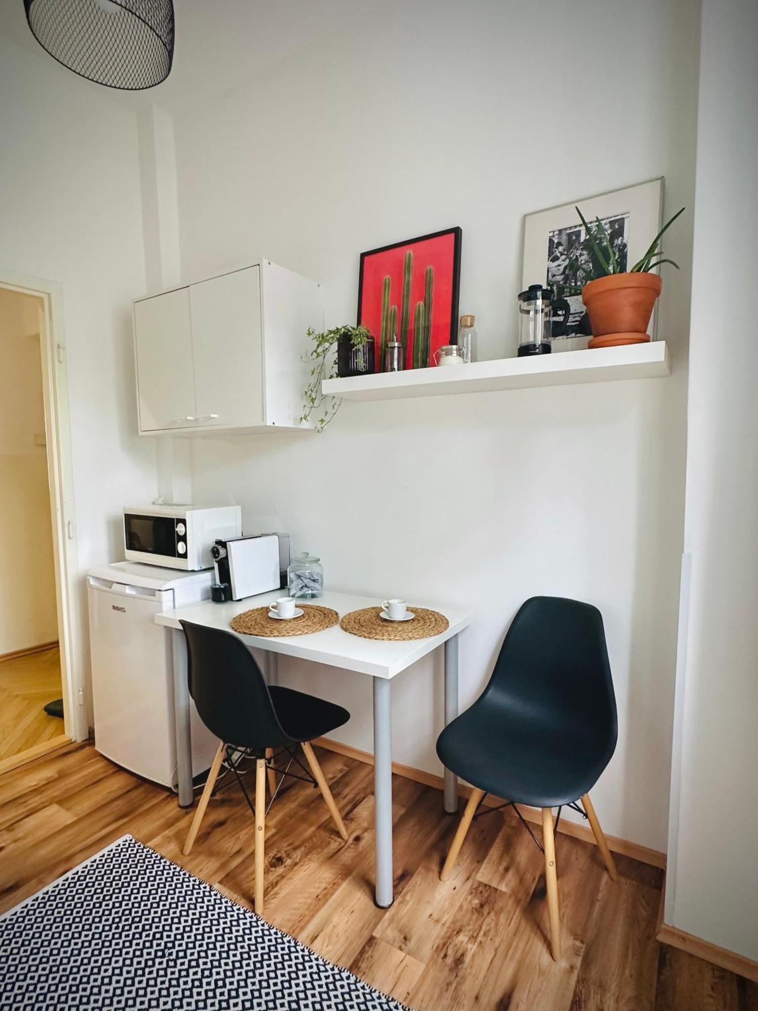 Boho Apartment In Old Town Bratislava Exterior foto